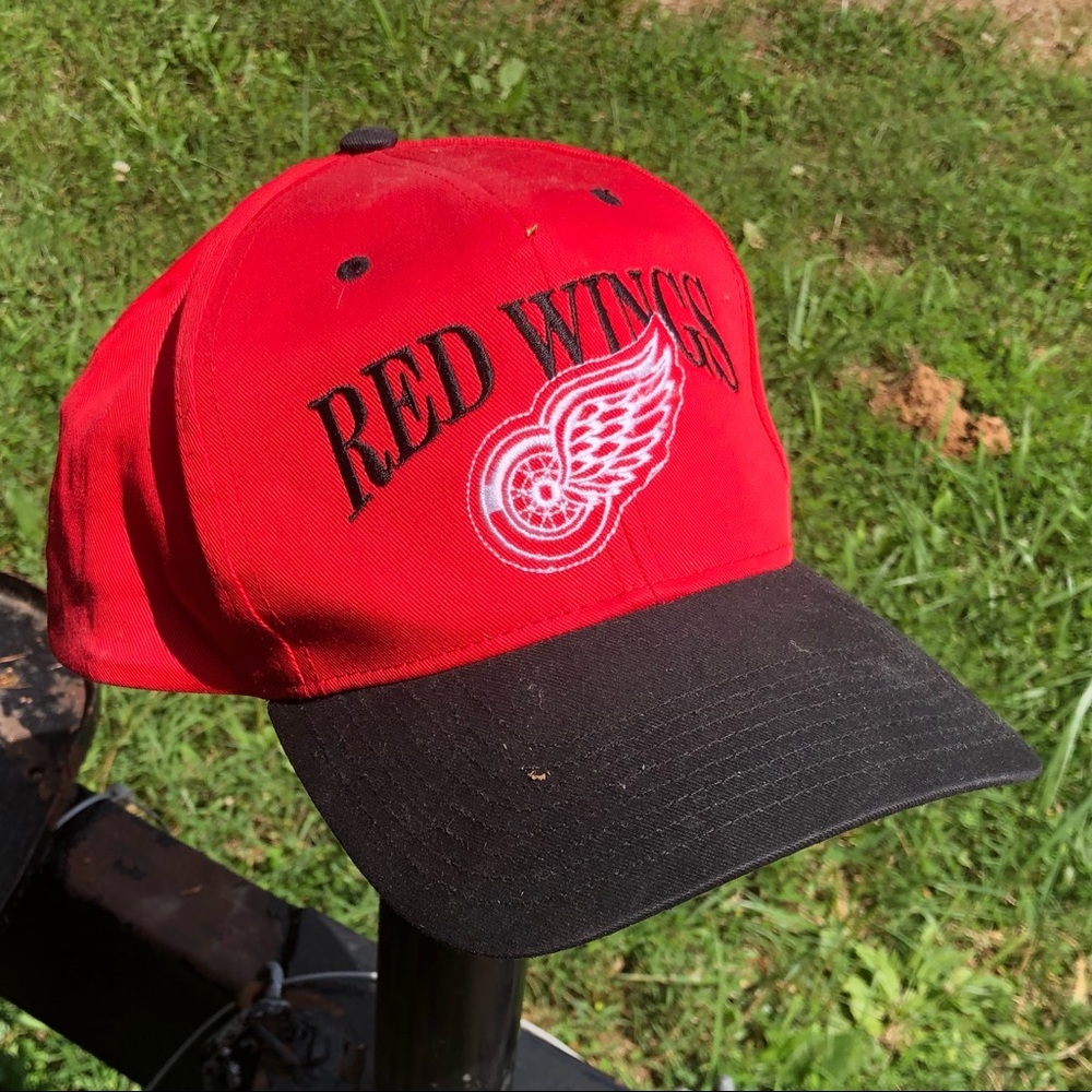 Detroit Redwings SnapBack